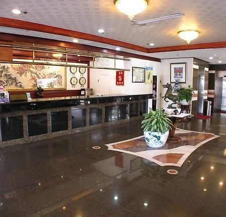 フォーチュン ホテル 台南 エクステリア 写真